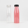 Маленькие пластиковые бутылки для свежевыжатого сока